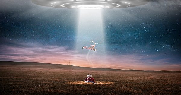 The Most Credible UFO Sightings And Encounters - Strange And Creepy.com